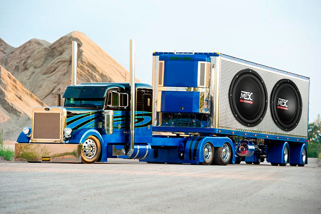 MTX Dream - Party Semi with MTX Subwoofer Trailer
