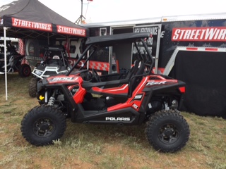 2015 RZR900 with MTX Audio Roof